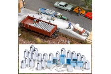 Busch 1145 HO Milk Churns and Milk Crates