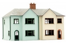 Dapol C057 Pair Of Semi Detached Houses OO Gauge Plastic Kit