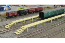Gaugemaster GM407 Fordhampton Carriage Platforms Kit Example Layout