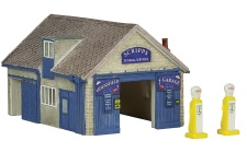 graham-farish-42-076z_aidensfield_garage