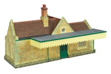 hornby_r7363_south_eastern_railway_station_building_