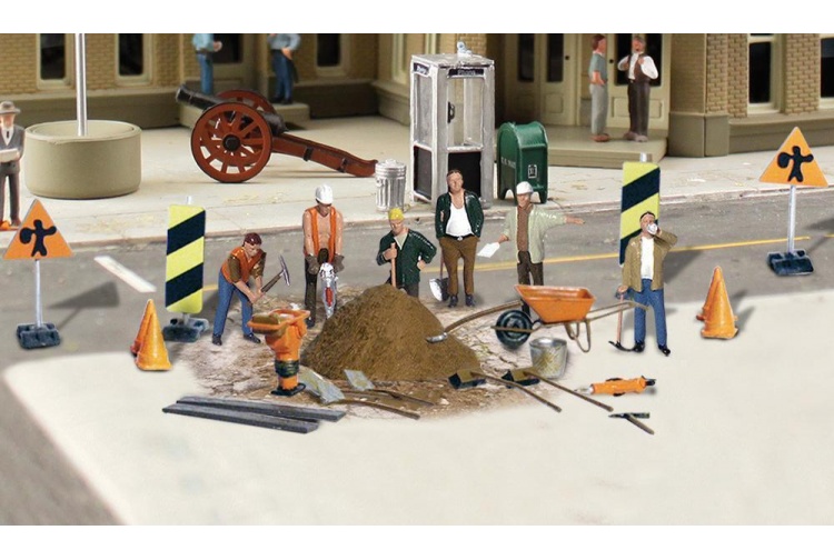 Woodland Scenics A1850 Scenic Accents Road Crew 2