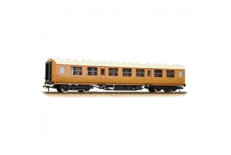 Bachmann-34-385-OO-Gauge-Thompson-3rd-Class-Corridor-LNER-Teak681