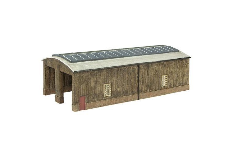 Bachmann Scenecraft 42-0035 Wooden Carriage Shed (Pre-Built) - N Gauge