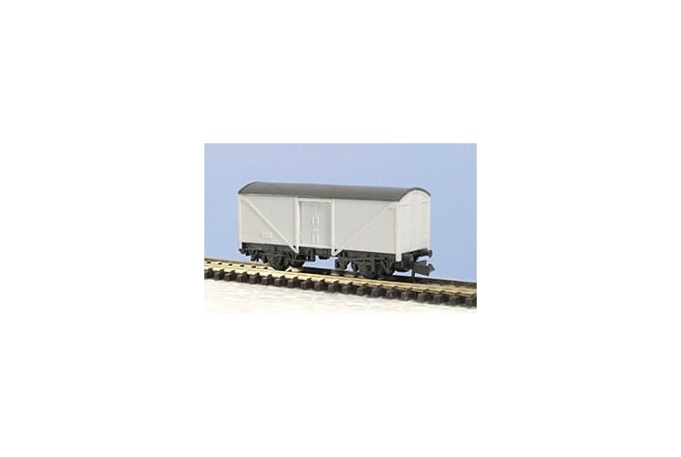 Peco KNR-9 Parcel/Fish Box Van N Gauge Kit