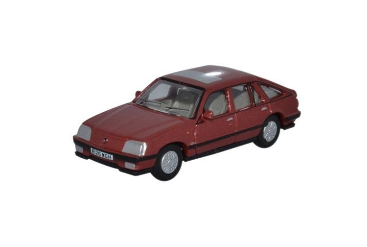Oxford Diecast 76CAV002 Vauxhall Cavalier Carnelian Red