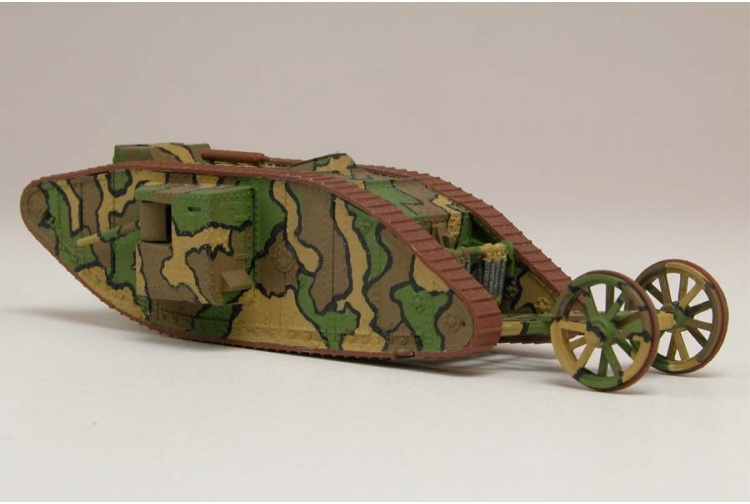 Airfix A01315V WWI Male Tank Mk.I 1:76 Scale Plastic Kit assembled photo 2