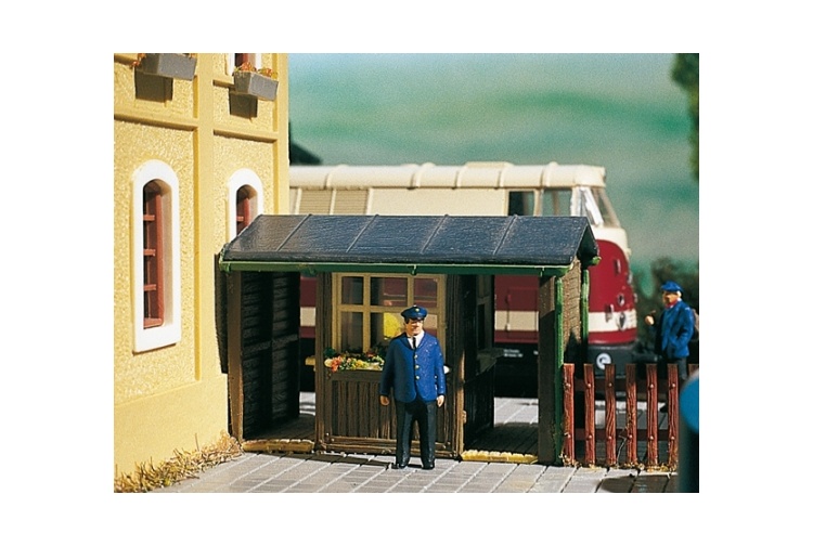 Auhagen 11337 Platform Barrier Example Layout