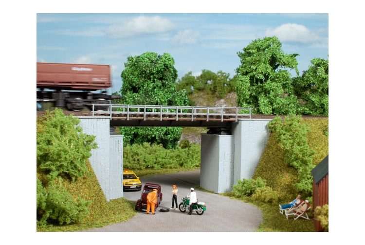 Auhagen 11428 Short Railroad Bridge
