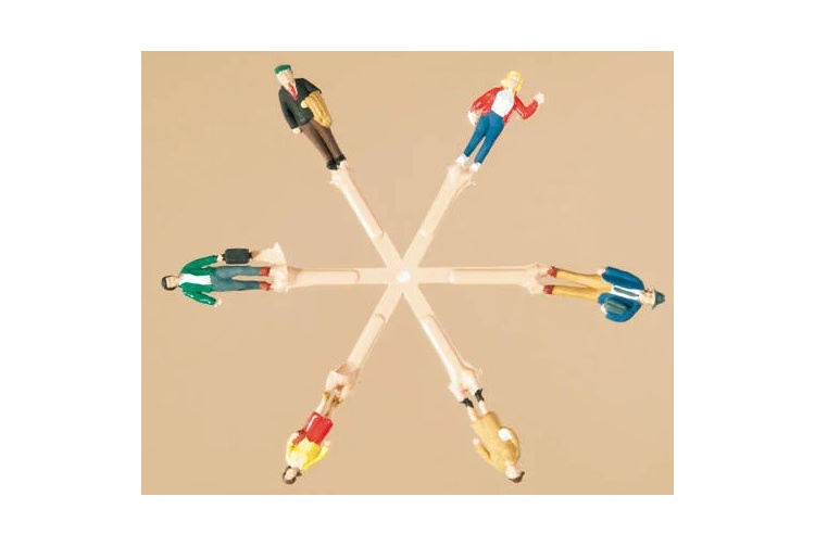 Auhagen 21716 OO Gauge Figures - Hand Painted Travellers (Pack of 6)