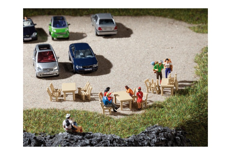 Auhagen 41607 Wooden Tables And Chairs