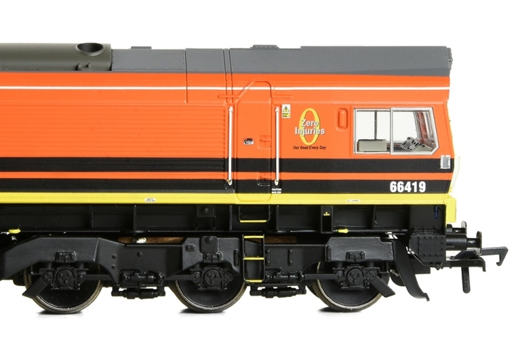 Bachmann Branchline 32-739 Class 66/4 66419 Freightliner G&W Rear Left