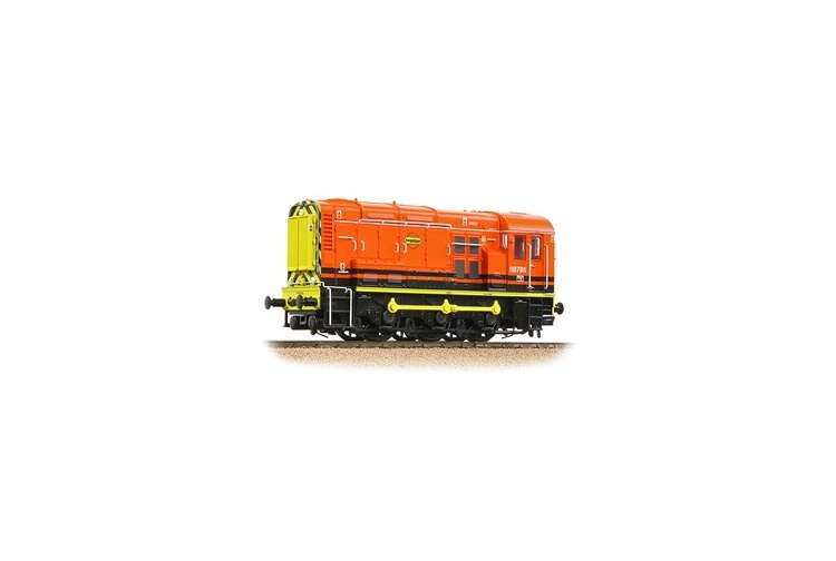 bachmann-scenecraft-32-124-class-08-08785-freightliner-2