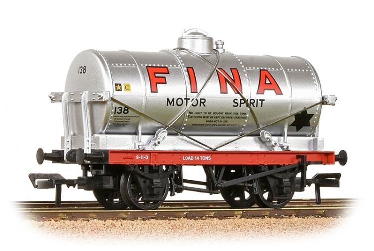 Bachmann 37-680B 14T Tank Wagon 'Fina' Silver