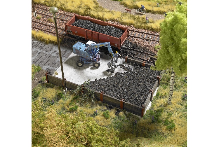 Busch 1045 Coal Stockpile With Excavator Loader HO/OO Scale Plastic Kit Layout 1