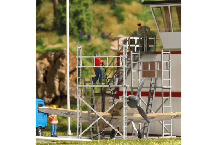 Busch 1373 Aluminum Scaffolding (Pack Of 2) Example Layout