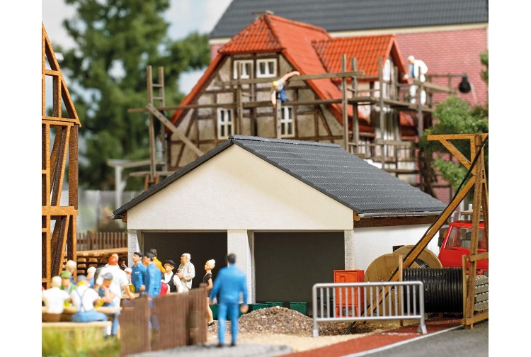 Busch 1647 Double Garage OO/HO Gauge Plastic Kit