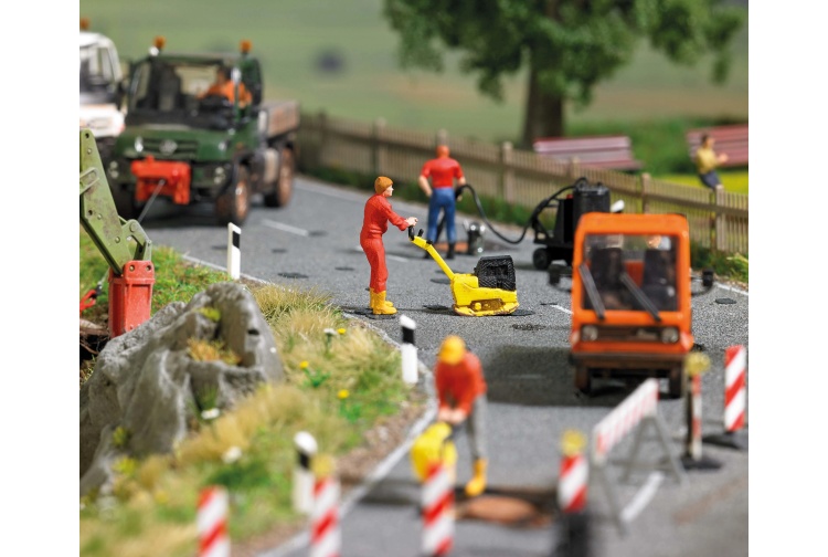 Busch 7804 Vibrating Plate Example Layout