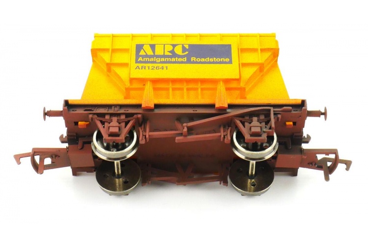 Dapol 4F-035-103 Presflo Cement Wagon Amalgamated Roadstone AR12641 Weathered Bottom