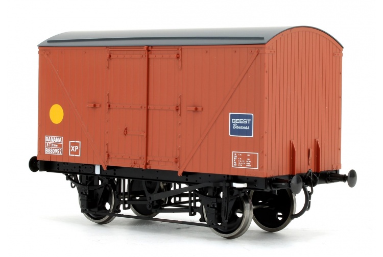 Dapol 7F-016-002 10 Foot Chassis Wagon B880952 Geest Banana Van Bauxite Rear Left