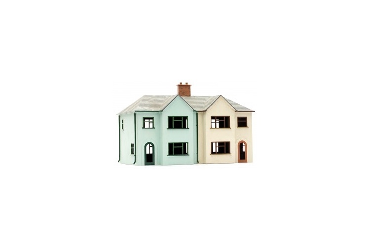 Dapol C057 Pair Of Semi Detached Houses OO Gauge Plastic Kit