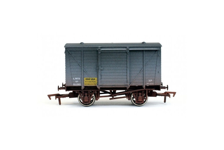 Dapol DA4F-011-012 Ventilated Van LMS Eggs 511282 Weathered
