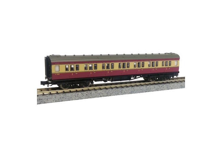 gaugemaster-da2p-012-600-maunsell-coach-br-1st-class-crimson-and-cream-7669-n-gauge