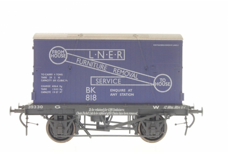 gaugemaster-da7f-037-011-lner-conflat-and-container-O-gauge