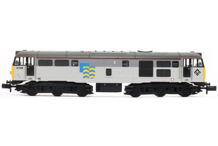 Graham Farish 371-136 Class 31/1 31319  Railfreight Petroleum (Refurbished)