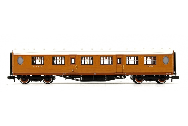 Graham Farish 376-225 LNER Thompson Composite Corridor LNER Teak Effect No. 18510