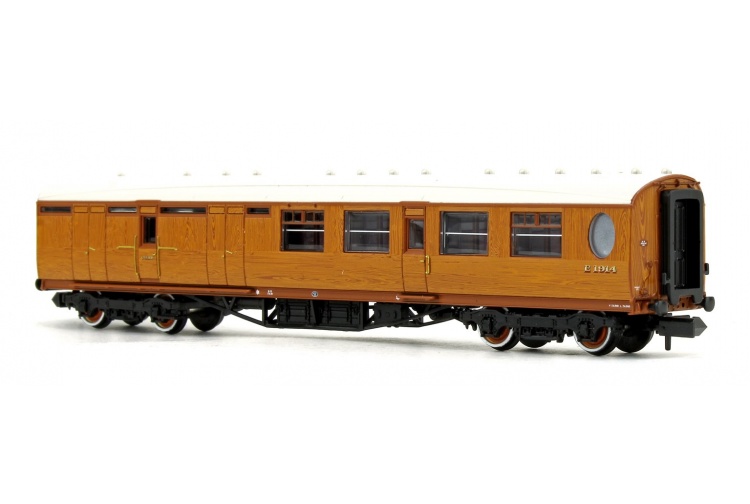 Graham Farish 376-275 LNER Thompson Brake Third Corridor LNER Teak Effect No. E1914 Rear Left
