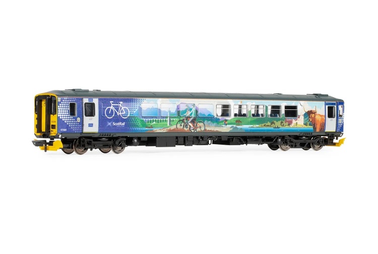 hornby-r30071-scotrail-class-153-no-153380-2