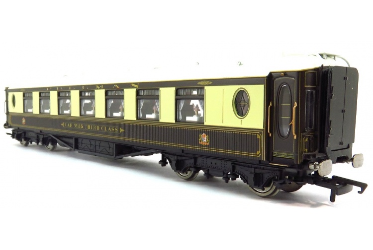 Hornby R4144 Pullman 3rd Class Parlour Car Number 35 1