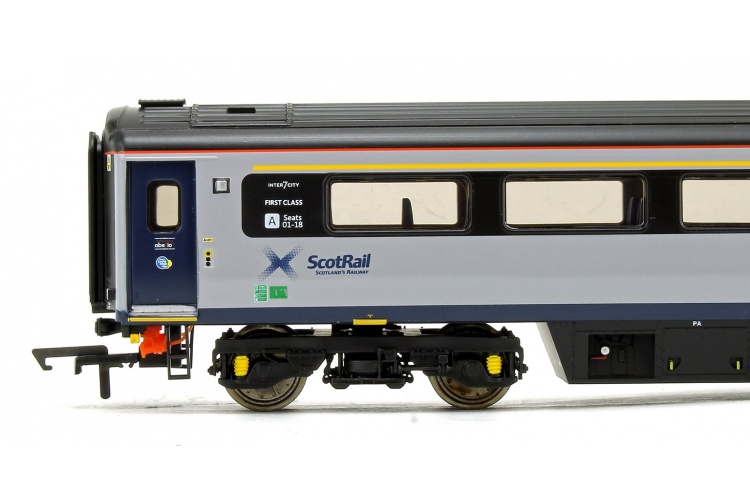 Hornby R4907 ScotRail Mk3 Sliding Door TGFB No. 40601 Closeup