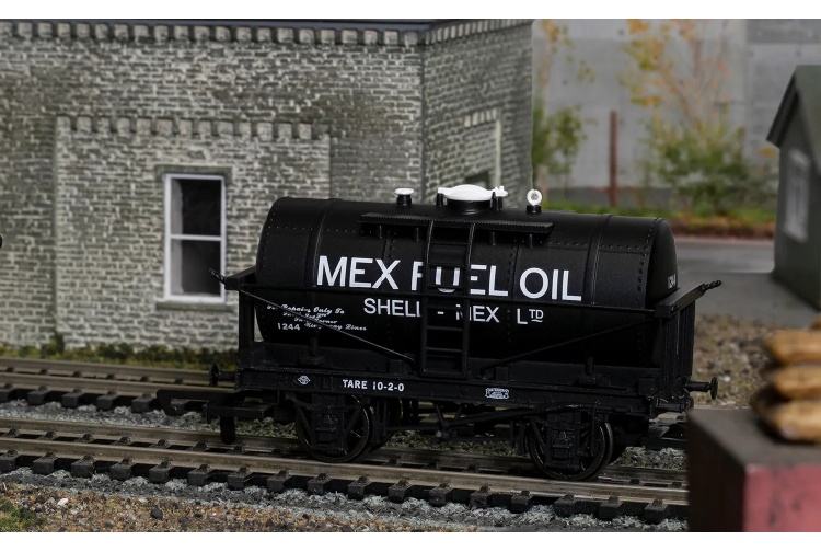 hornby-r60120-14t-tank-wagon-mexfuel-era-3