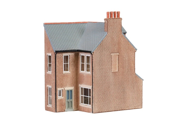 hornby-r7361-parkers-newsagents-skaledale_1535972476