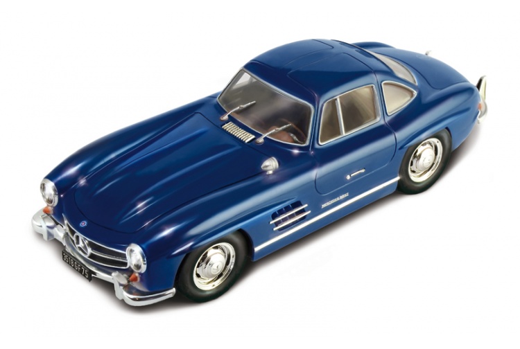 Italeri 3645 Mercedes Benz 300 SL Gullwing 1:24 Scale Model Car Kit