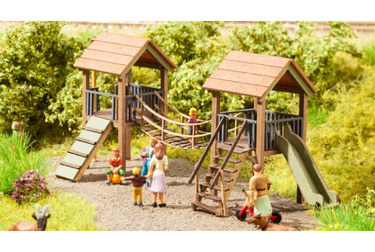 Noch 14367 Adventure Playground Example Layout Closeup