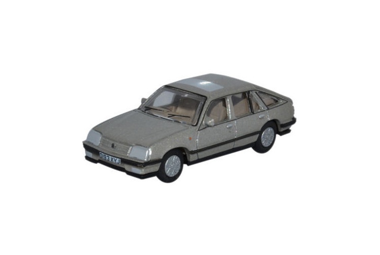 Oxford Diecast 76CAV001 Vauxhall Cavalier Champagne 1:76 Scale Diecast Model