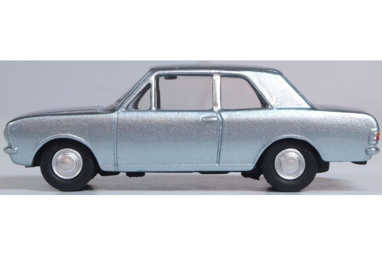 Oxford Diecast 76COR2009 Ford Cortina MkII Blue Mink Nearside