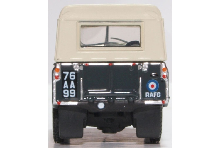 Oxford Diecast 76LR2S007 Land Rover Series II SWB Canvas RAF Police Rear