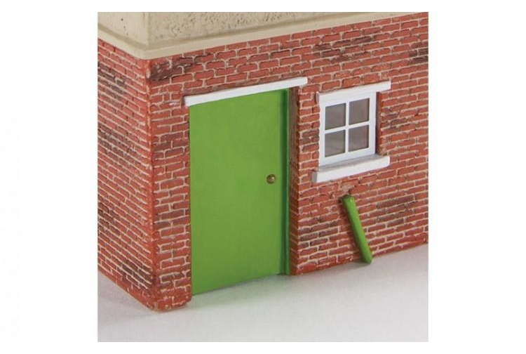 Hornby Skaledale R9844 The Off Licence Door