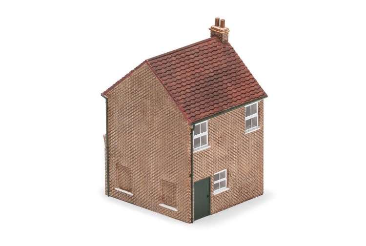 hornby-r9861-skaledale-the-fish-and-chip-shop-rear-left