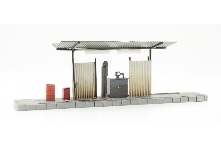 Bachmann Scenecraft 44-040 OO Gauge Diesel Locomotive Fuelling Point
