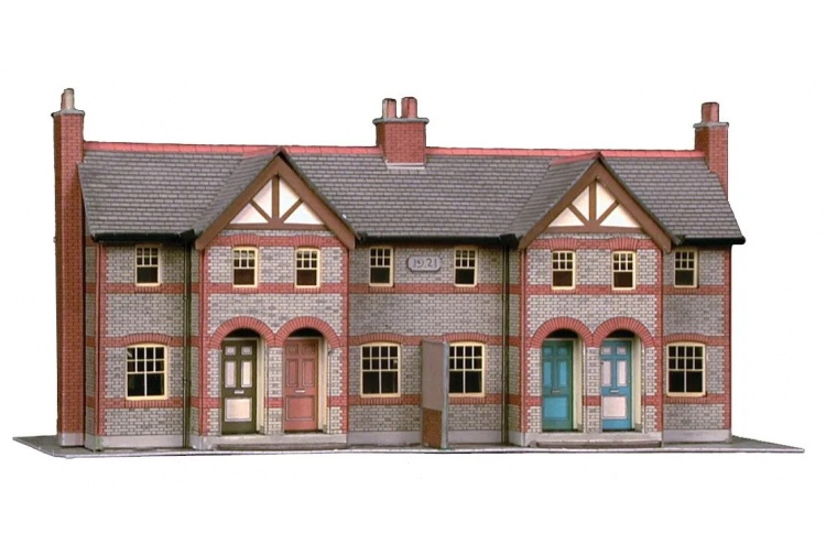 SuperQuick SQB30 Four Terraced Houses OO Gauge Card Kit