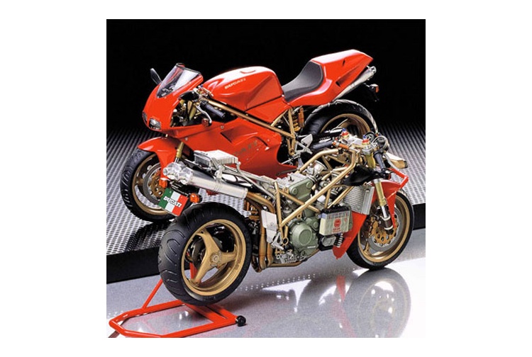tamiya-14068-ducati-916