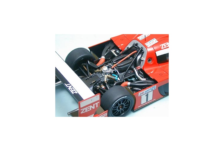 Tamiya 24222 Toyota GT-One TS020 Engine