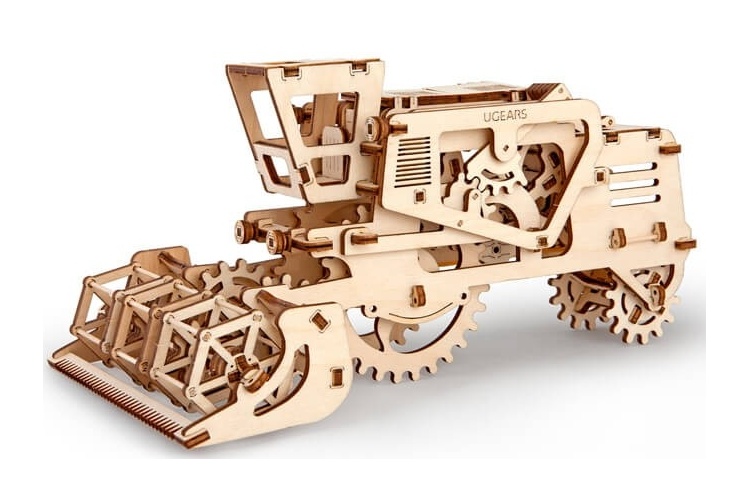 UGears Combine Harvester 04