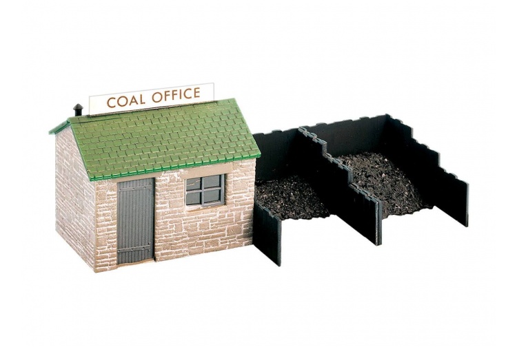 Wills Kits SS15 Coal Yard And Hut OO Gauge Plastic Kit