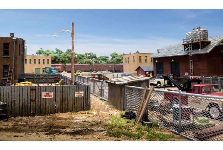 Woodland Scenics A2993 N Gauge Chain Link Fence Example Layout 1